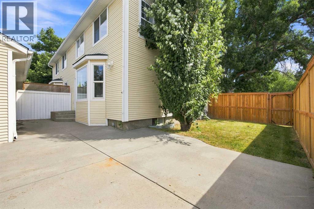 172 Somme Manor SW - Image 34