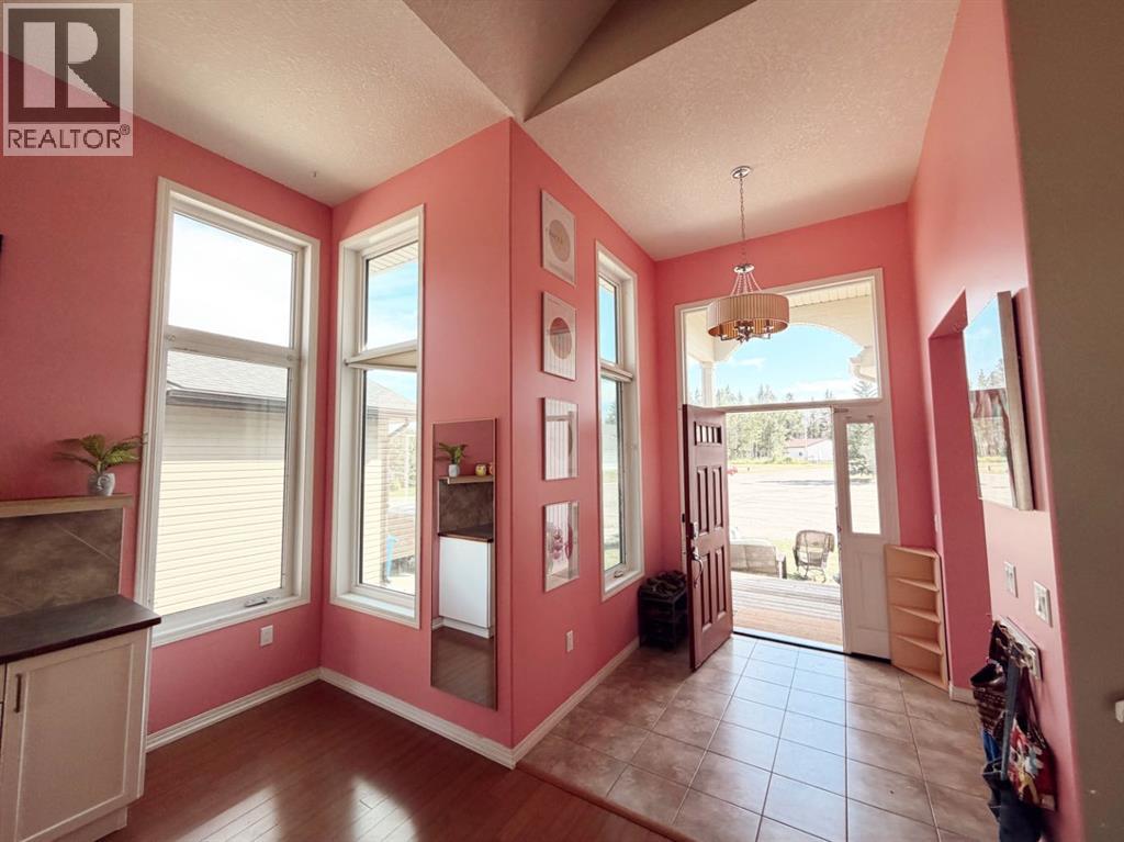 1016 2 Street NE - 20