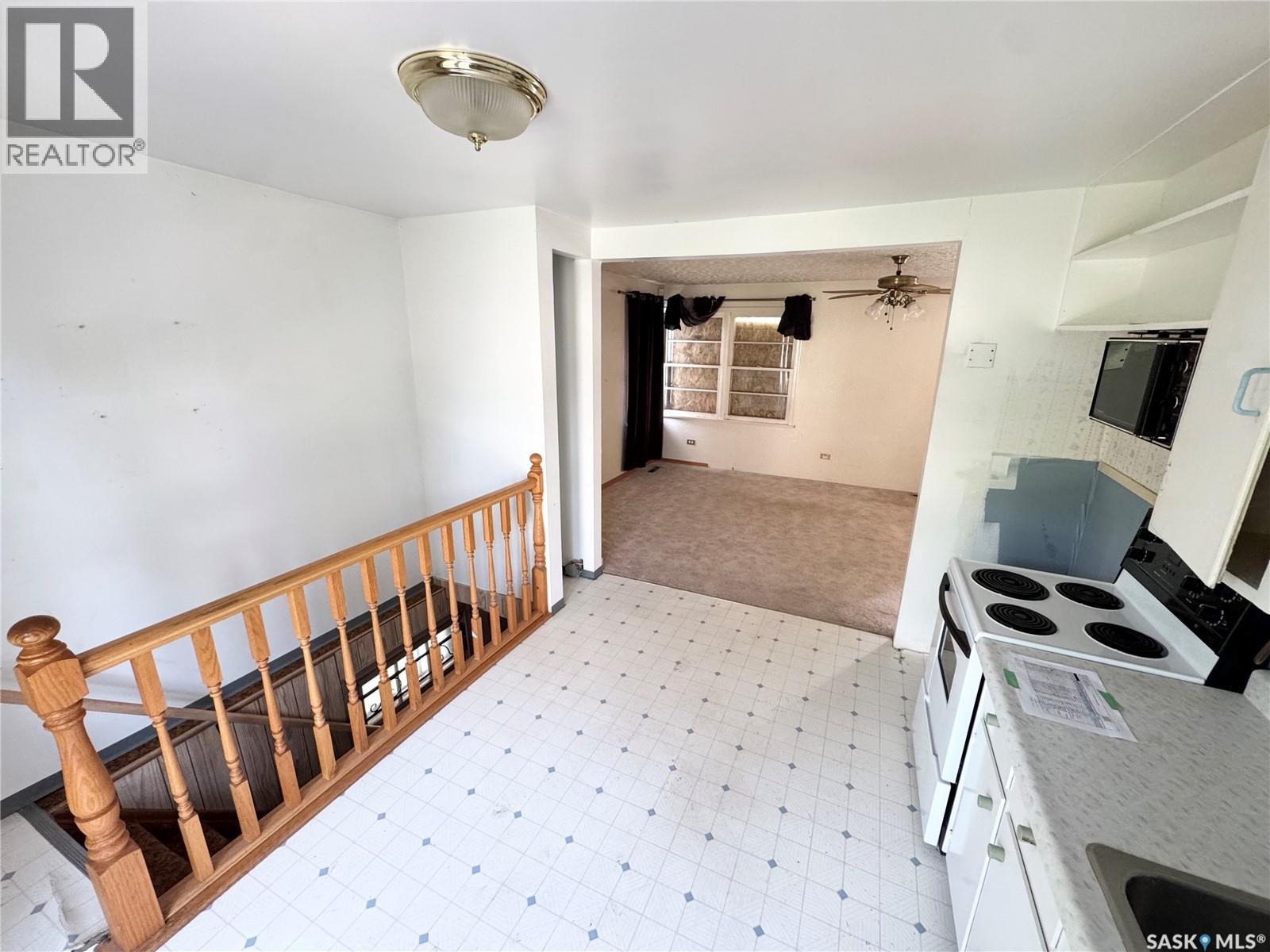 4006 4th AVENUE - 6