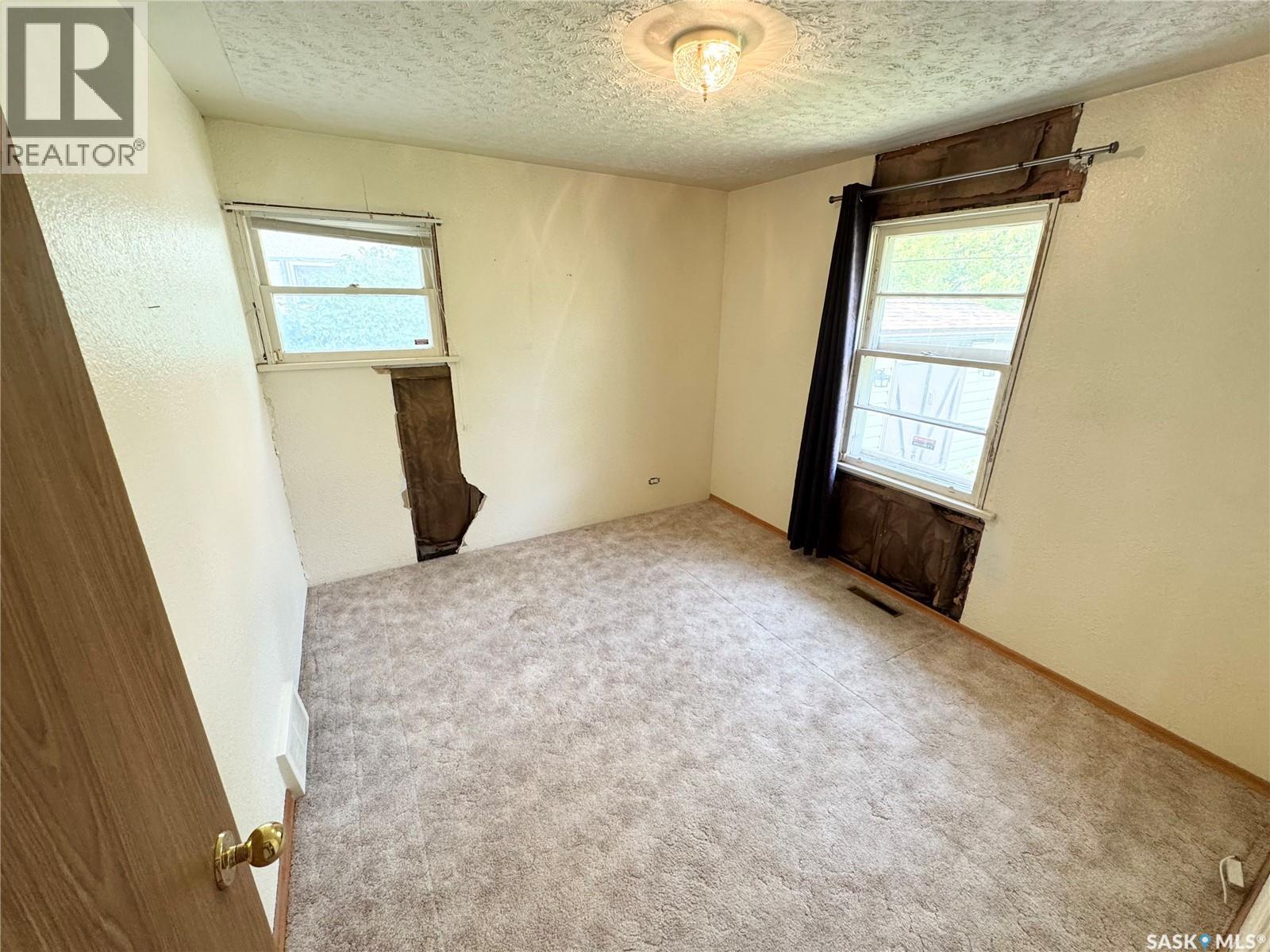 4006 4th AVENUE - 8