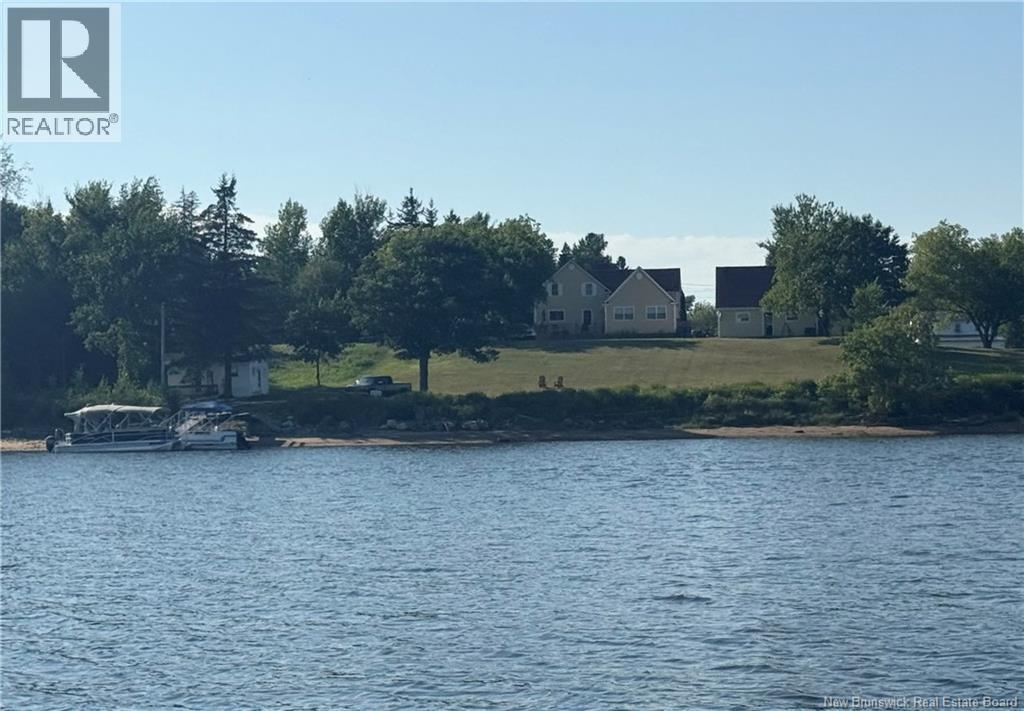 280 King George Hwy, Miramichi — photo 2