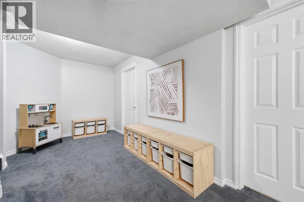 91 Bridleridge Crescent SW - Image 36