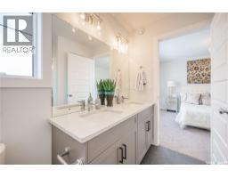 2972 Green Turtle Road, Regina, SK S4V4G4 Photo 36