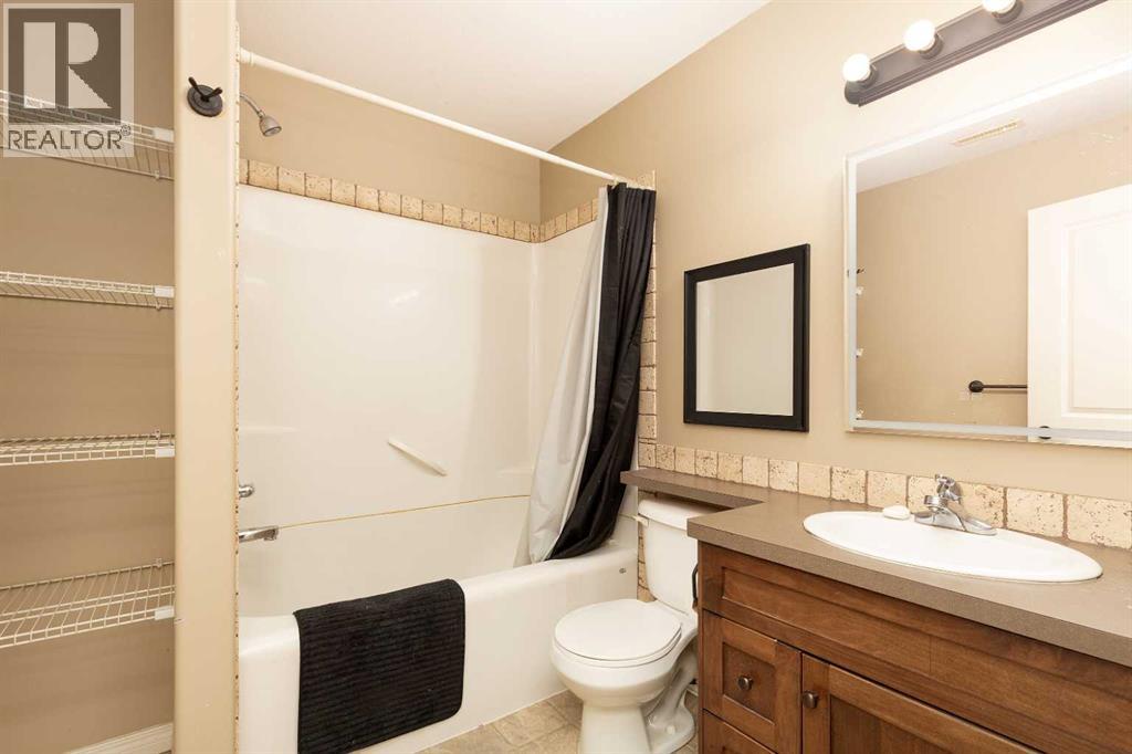 #1 2921 28 Avenue S - 17