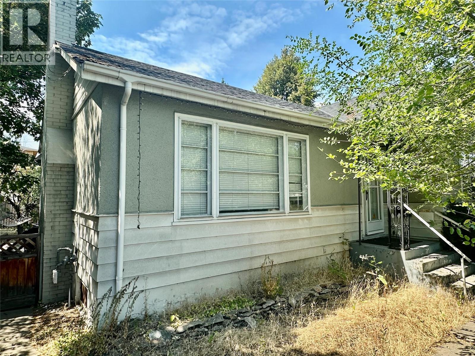 2038 Richter Street - 9