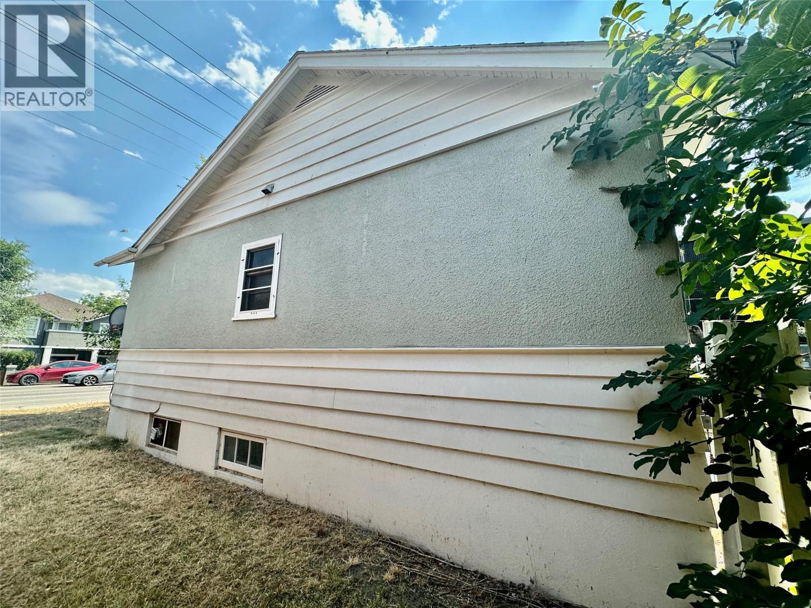2038 Richter Street - 7