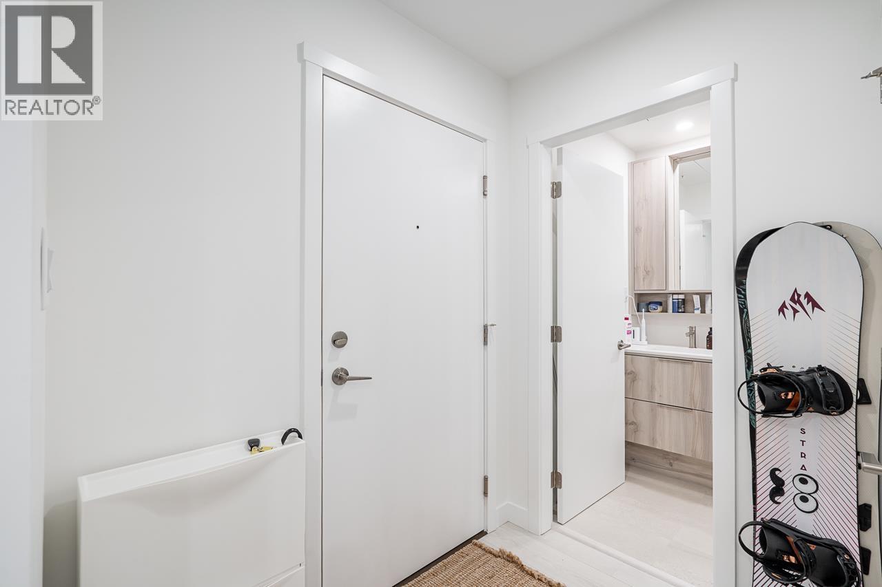 317 3594 MALSUM DRIVE, North Vancouver