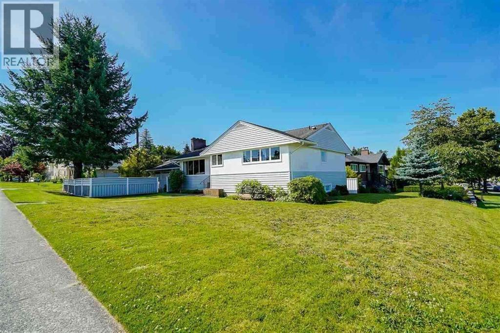 7833 COQUITLAM STREET, Burnaby — photo 2
