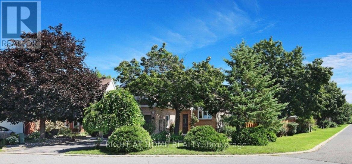 3 Bed, 2 Bath House for Sale in Ottawa – 53 YOHO DRIVE, Ottawa – MLS# X13647194 - Image 24