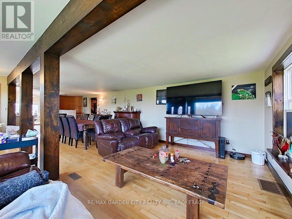 1030 METLER ROAD - 10