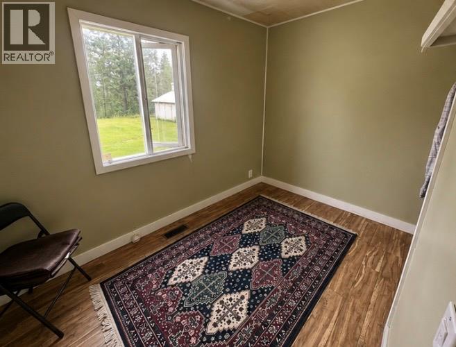 4604 47 Avenue NE - Image 7