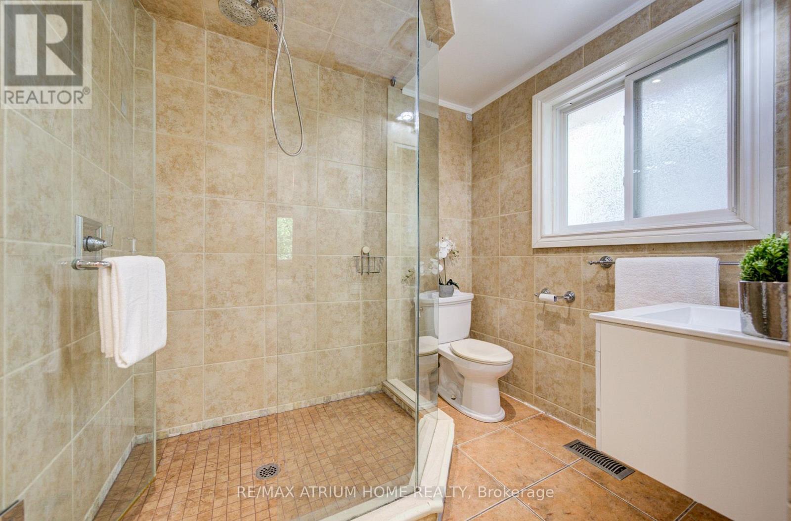 18 DOVERWOOD COURT - 20
