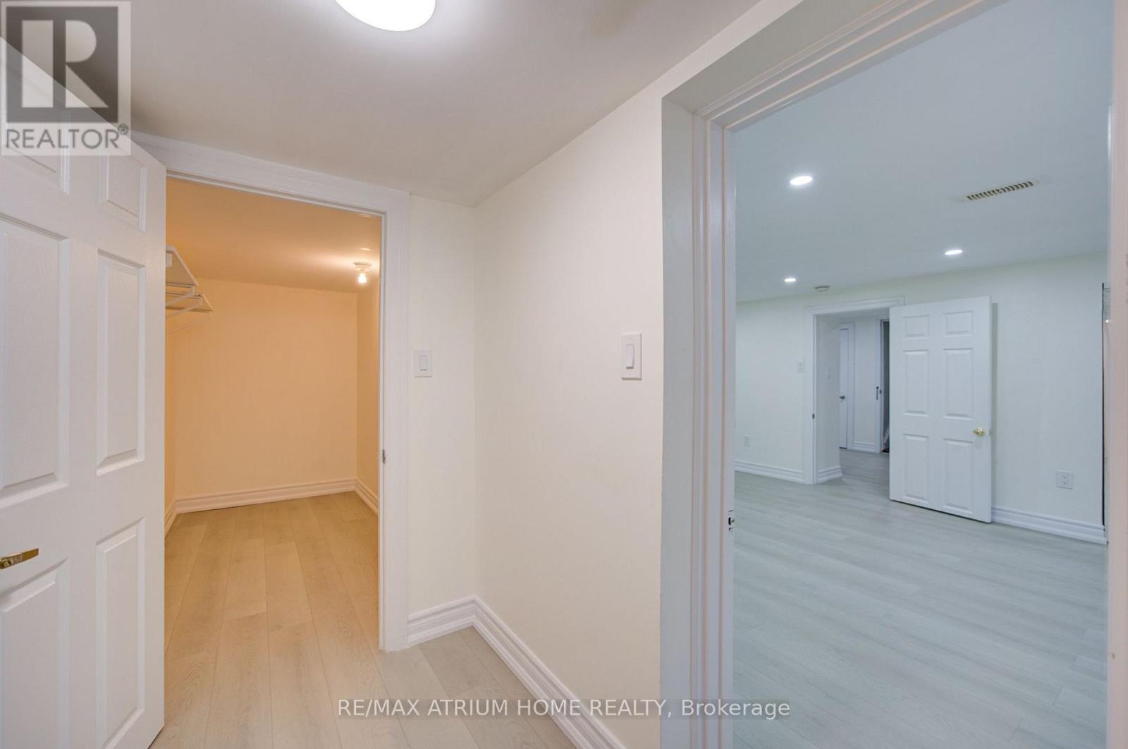 18 DOVERWOOD COURT - 43