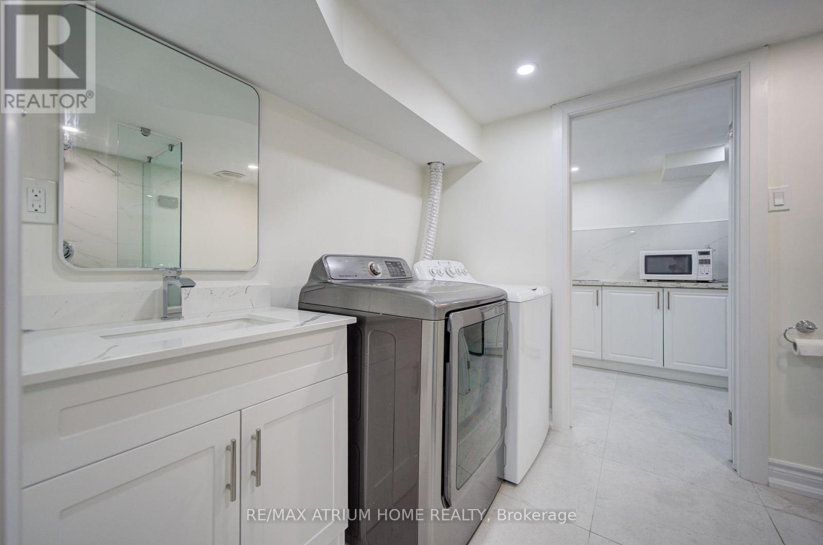 18 DOVERWOOD COURT - 45