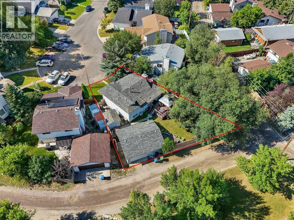 36 McKerrell Court SE - 1