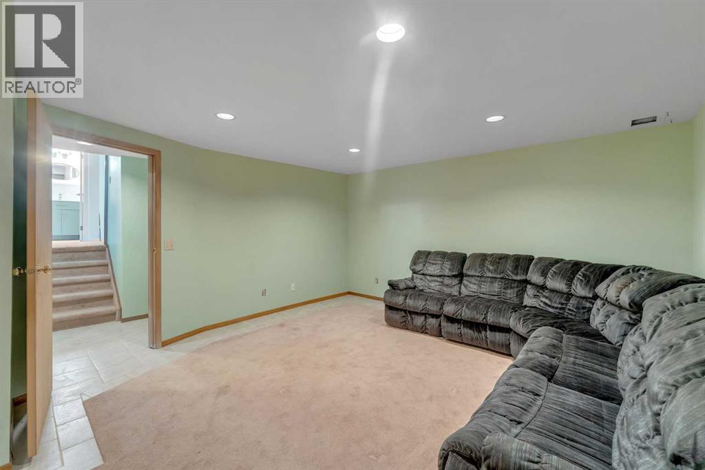 36 McKerrell Court SE - 35
