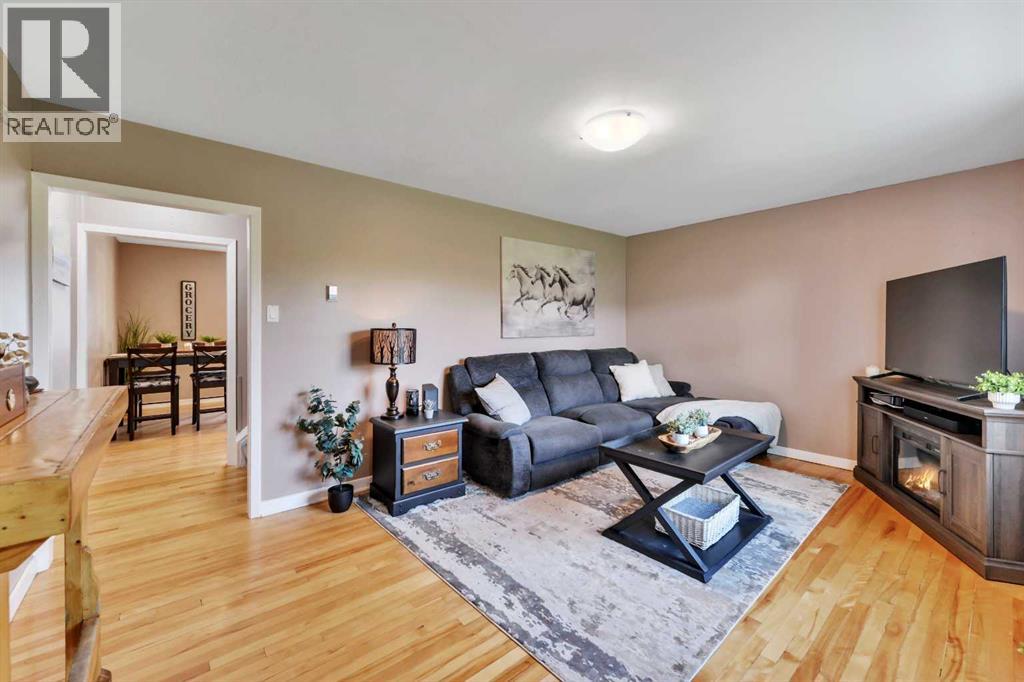 37 Poplar Crescent - Image 3