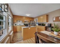37 Poplar Crescent, Springbrook, AB T4S1V3 Photo 8