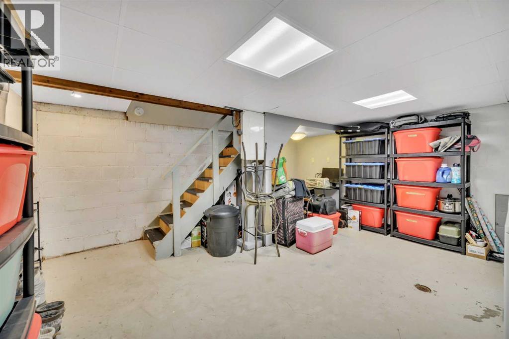 37 Poplar Crescent - 24