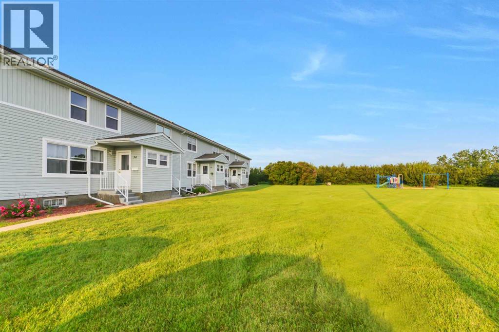 37 Poplar Crescent - Image 35