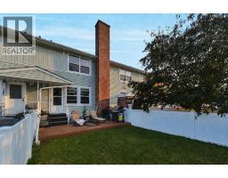 37 Poplar Crescent, Springbrook, AB T4S1V3 Photo 31