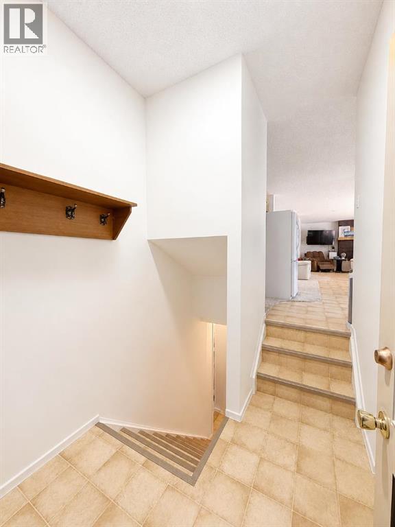 220075 54 - Image 3