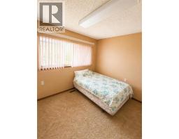 Bedroom - 220075 54, Magrath, AB T0K1J0 Photo 11