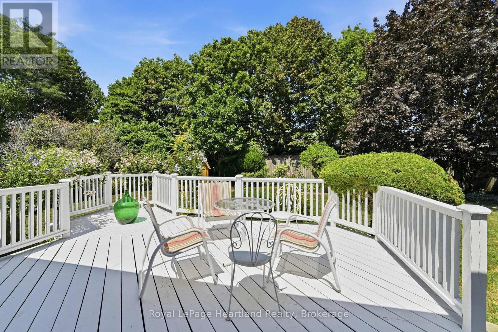 24 LEONARD DRIVE - Image 45