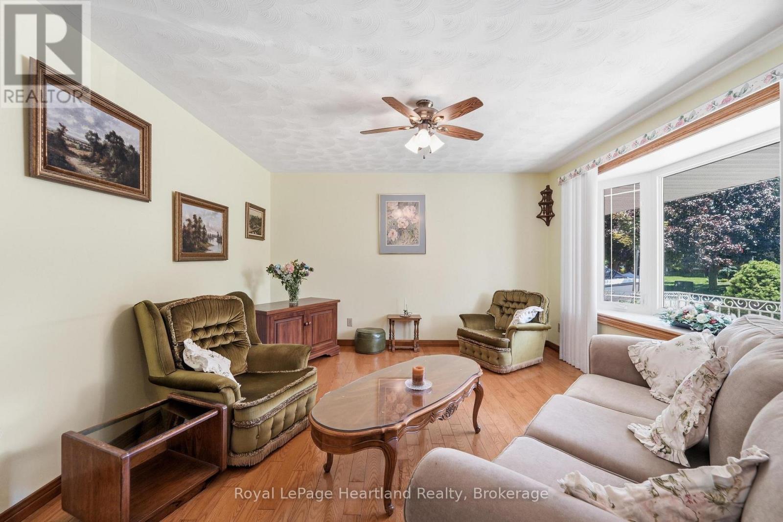 24 LEONARD DRIVE - Image 5