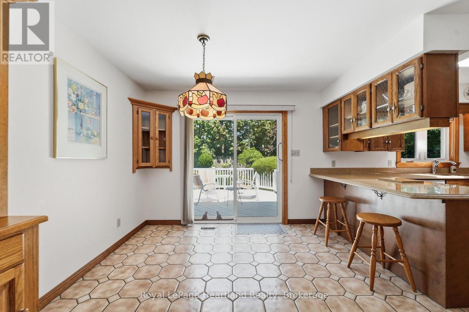 24 LEONARD DRIVE - Image 8