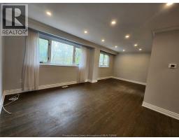 Foyer - 45 Aloma Crescent, Brampton, ON L6T2N8 Photo 10