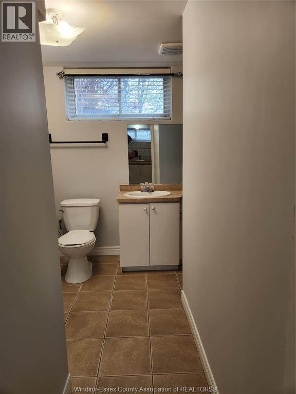 45 ALOMA CRESCENT - 20