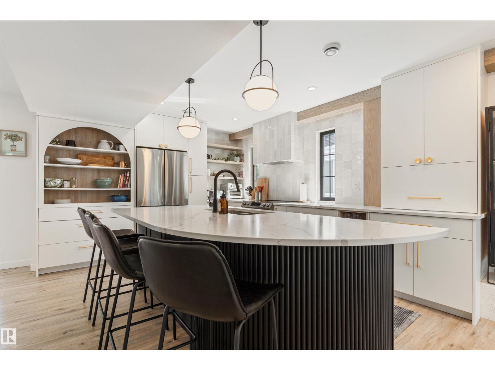 9342 74 AV NW - Image 9