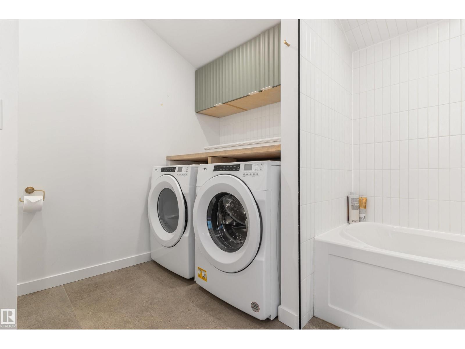 9342 74 AV NW - Image 30