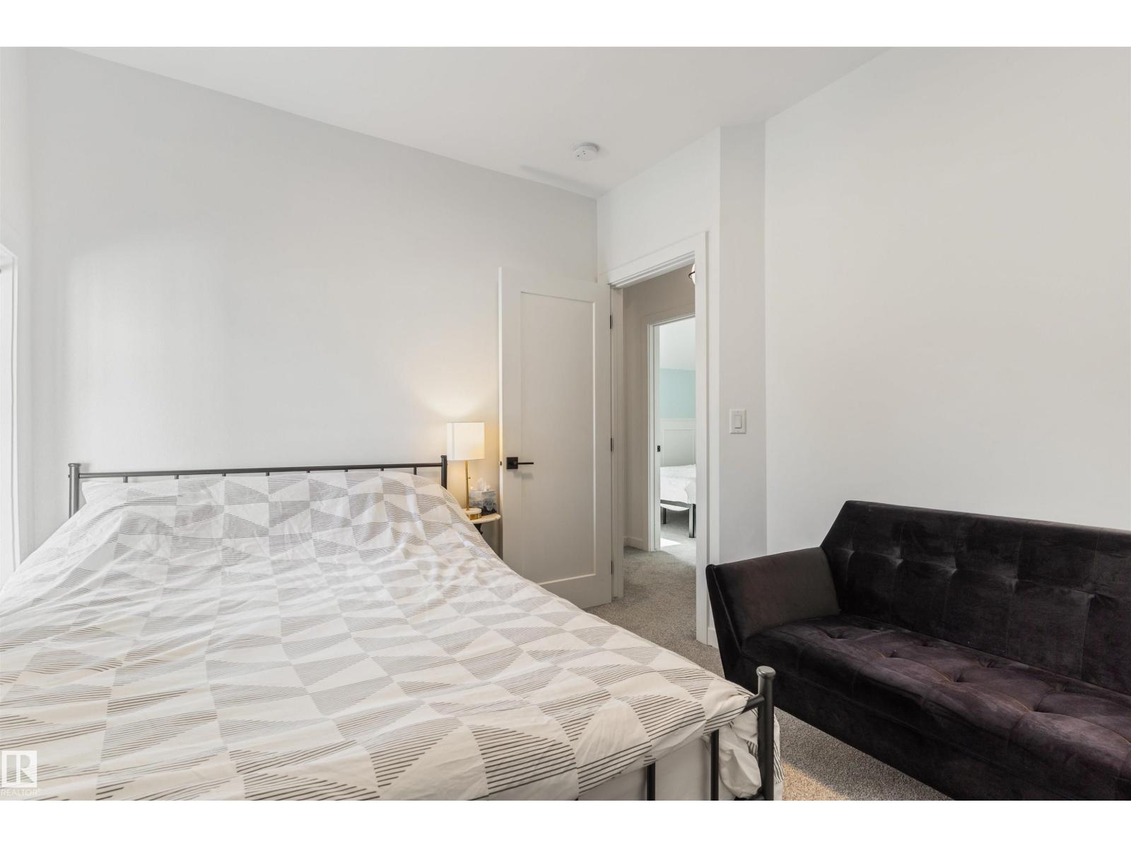 9342 74 AV NW - Image 27