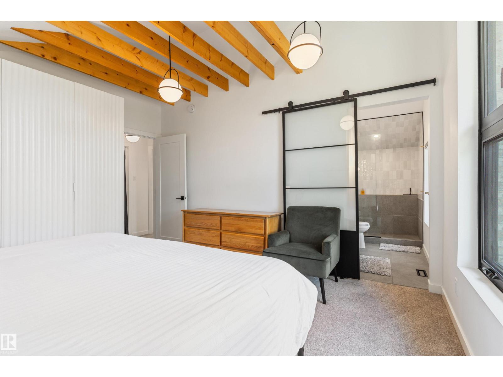 9342 74 AV NW - Image 22