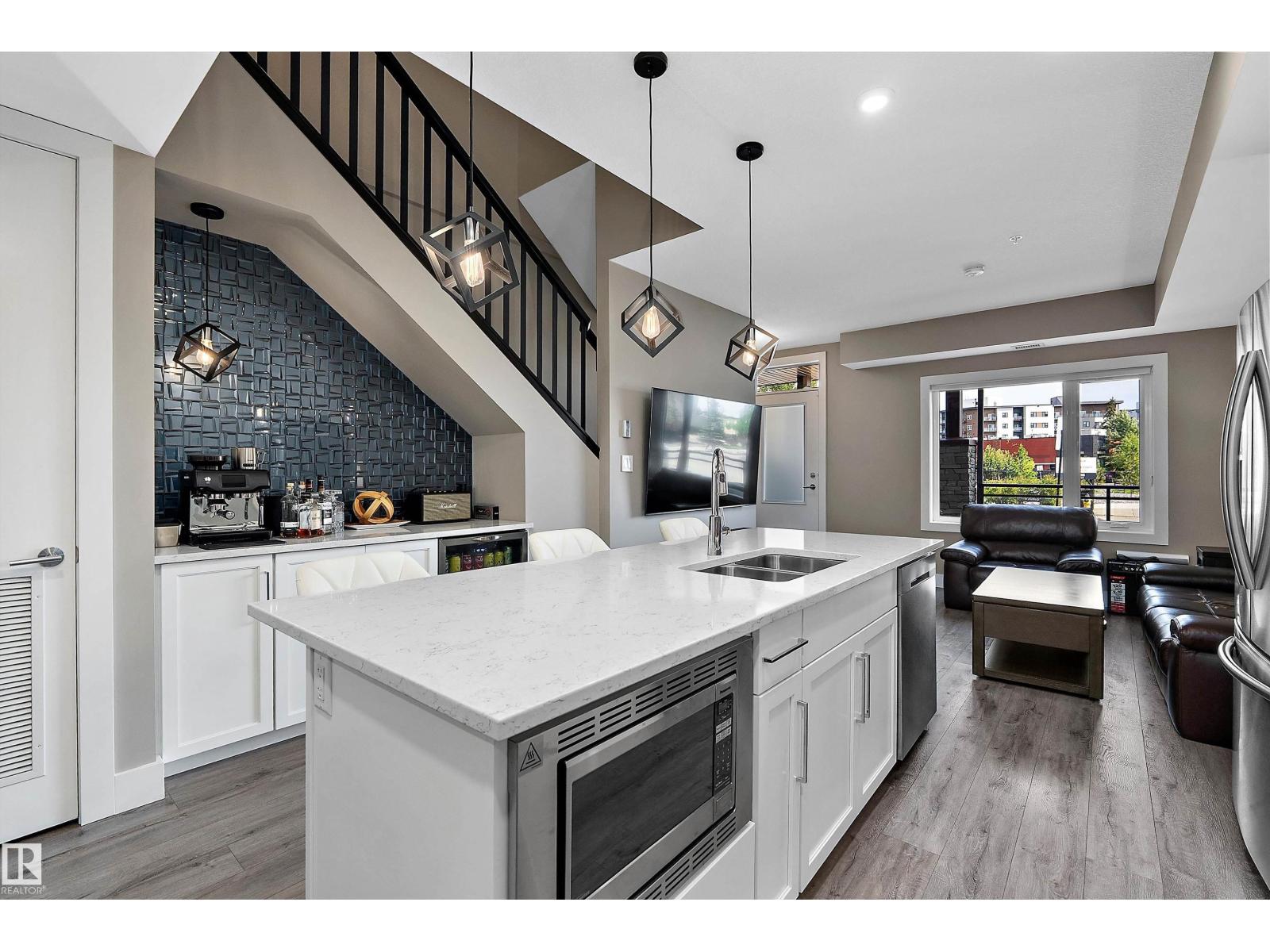 #119 524 Griesbach PR NW - Image 10