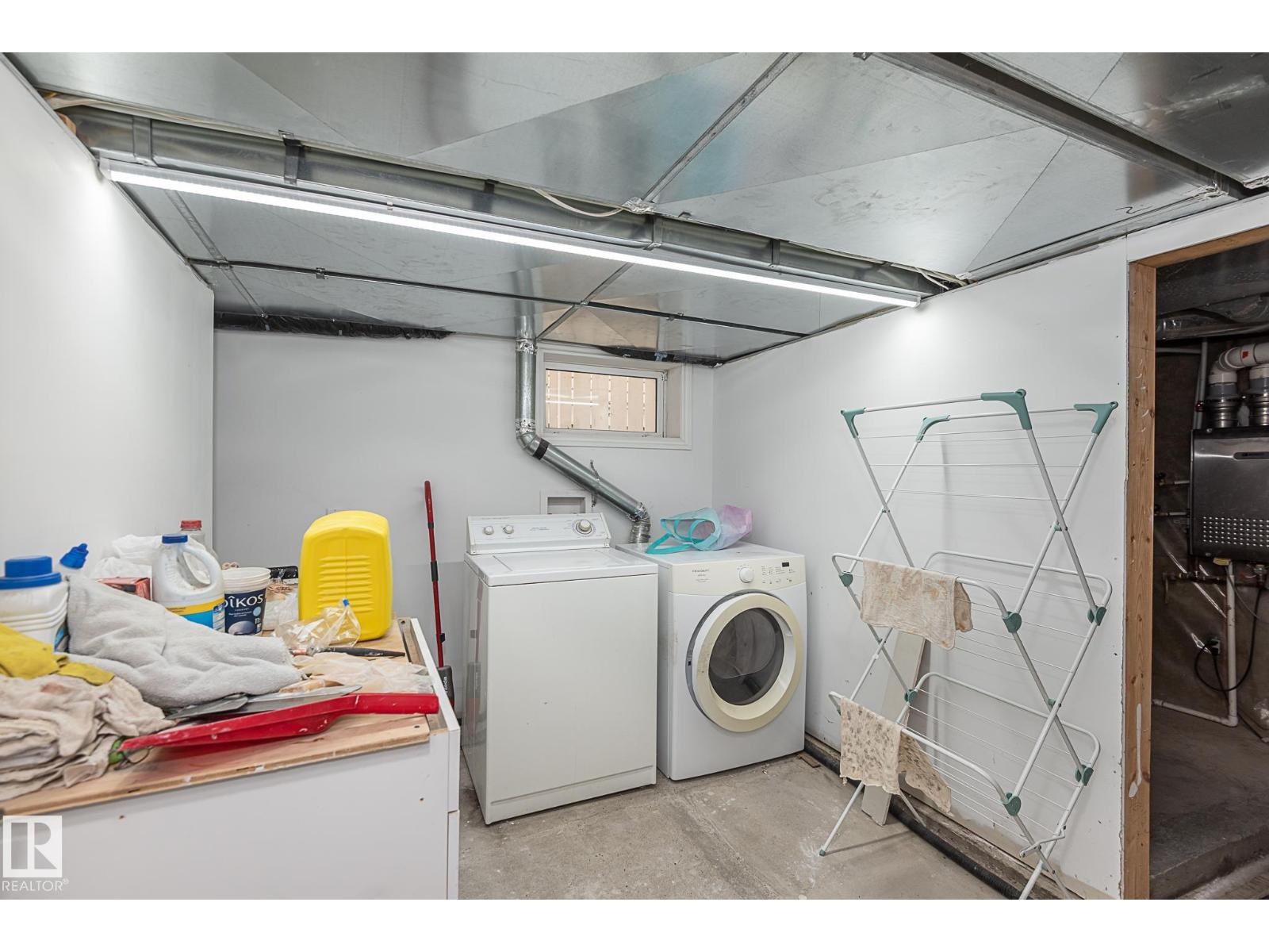 9623 110A AV NW - 39