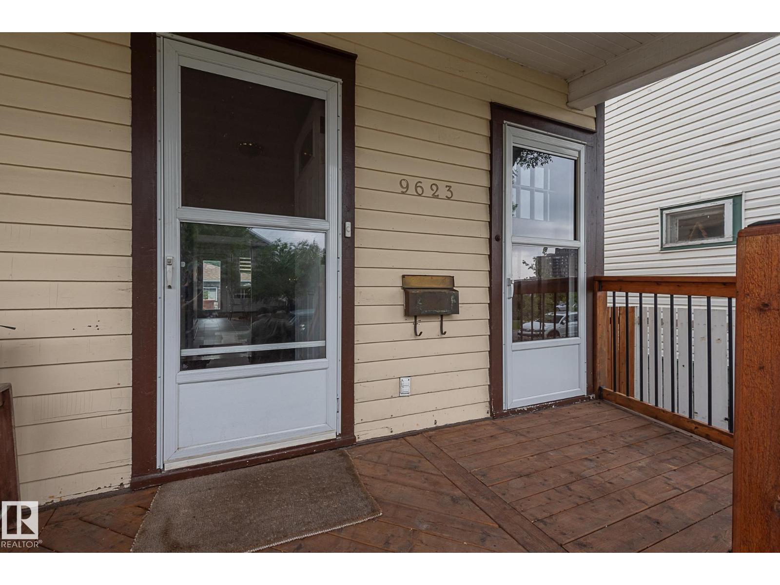 9623 110A AV NW, Mccauley, Edmonton photo 4