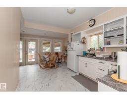 9623 110a Av Nw, Edmonton, AB T5H1J8 Photo 10