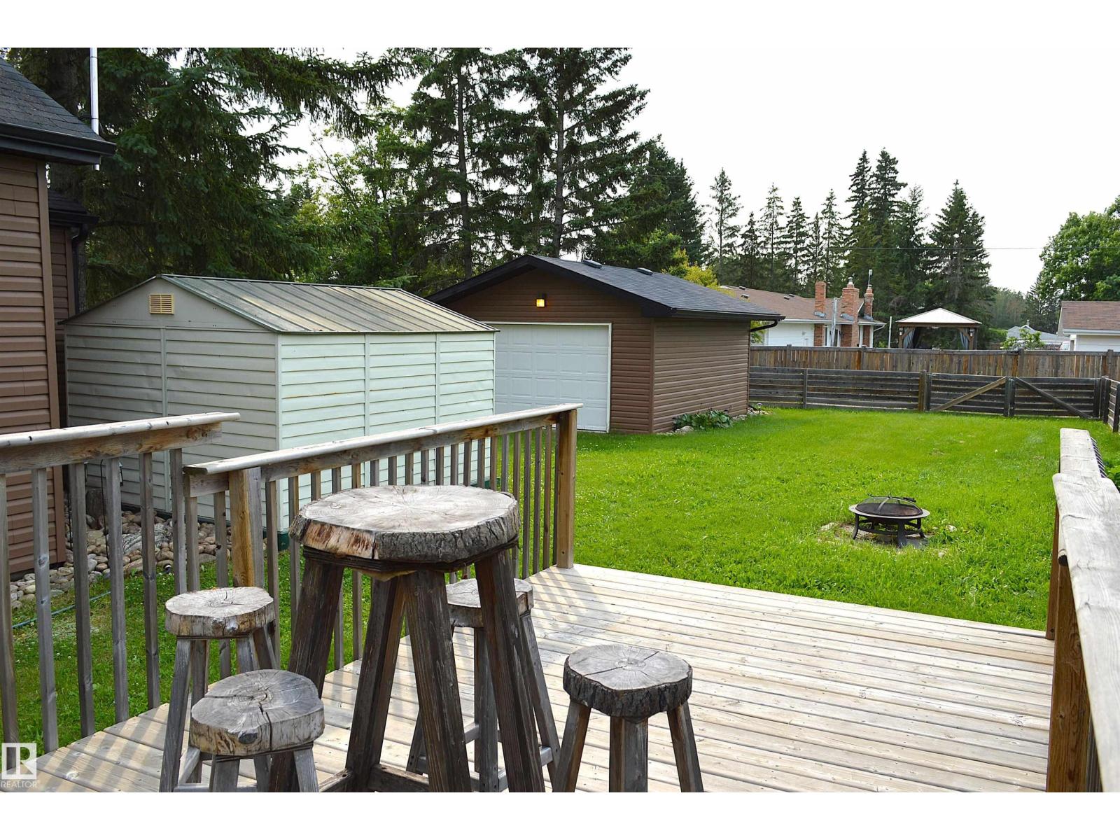 4802 50 Street - Photo 47