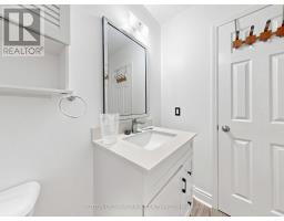 150 Centre Street S, Oshawa, ON L1H4A4 Photo 33