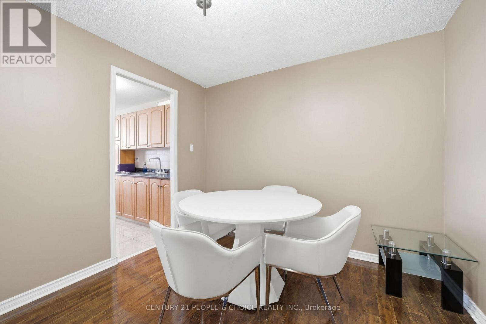 #2109 18 KNIGHTSBRIDGE ROAD - 11