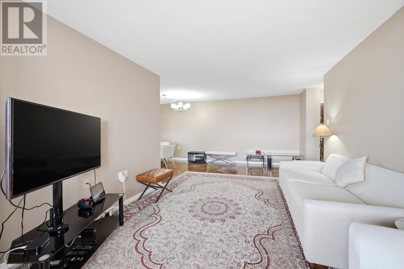 #2109 18 KNIGHTSBRIDGE ROAD - 8