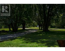 1045 Tremaine Avenue S, North Perth, ON N4W3G9 Photo 18