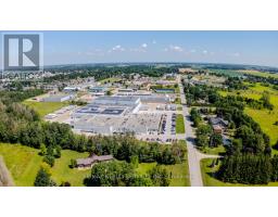 1045 Tremaine Avenue S, North Perth, ON N4W3G9 Photo 45
