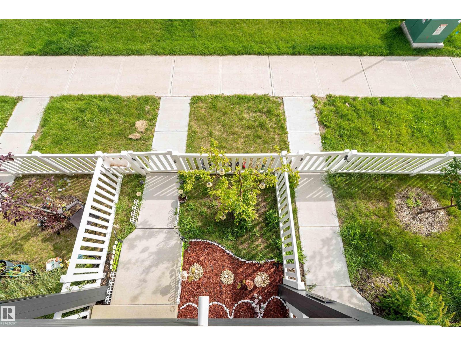 1172 Aster Boulevard NW - 30