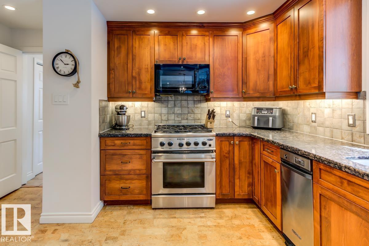 11619 SASKATCHEWAN DR NW - Image 22