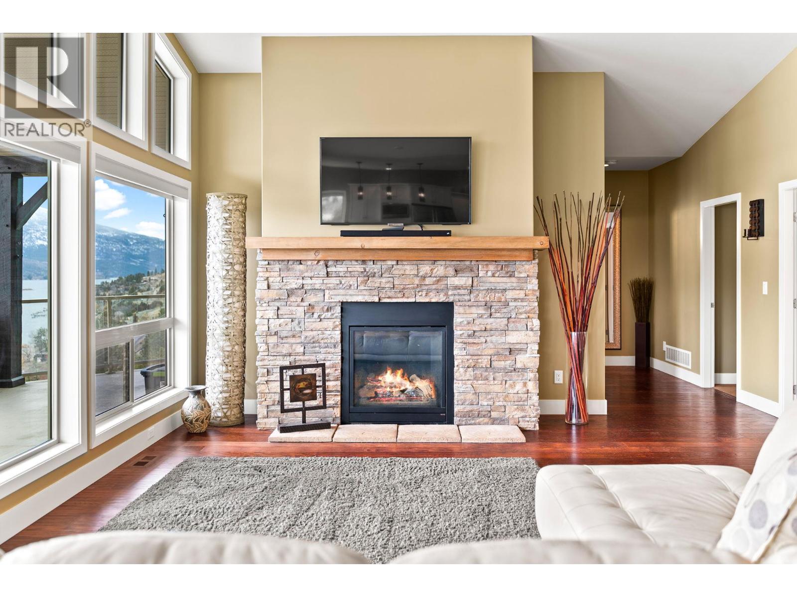 13938 Moberly Road, Lake Country