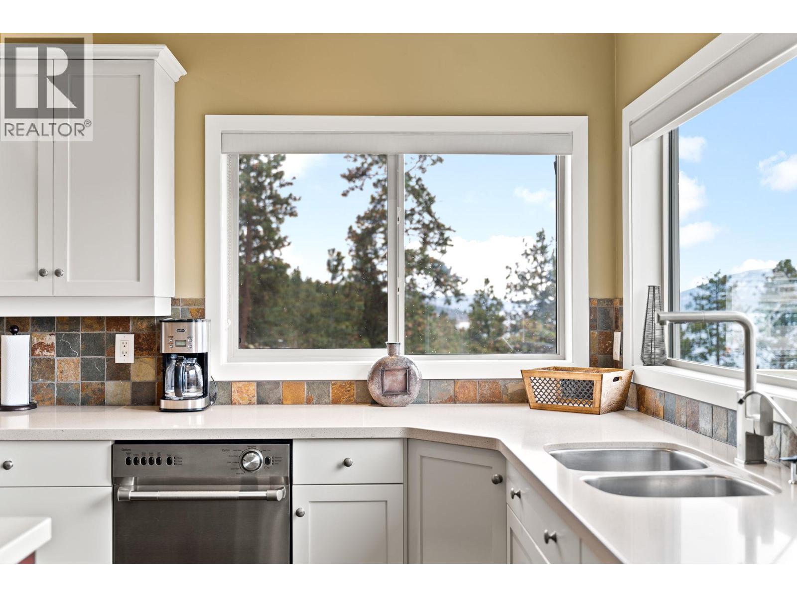13938 Moberly Road, Lake Country